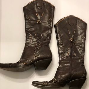 BCBG GIRLS Cowgirl Boots